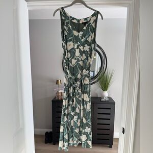 Ann Taylor Factory Green and White Floral Midi Dress